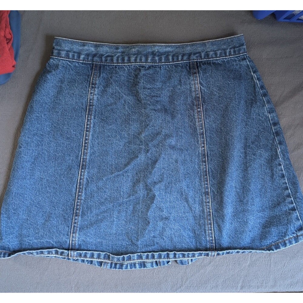 BDG Denim Skirt Medium Wash Blue Jean Snap Button Up With Pockets Women's Size M - Picture 3 of 6